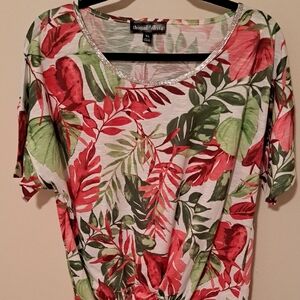 Women's Tropical Print Top - Red and Green.  Size XL.